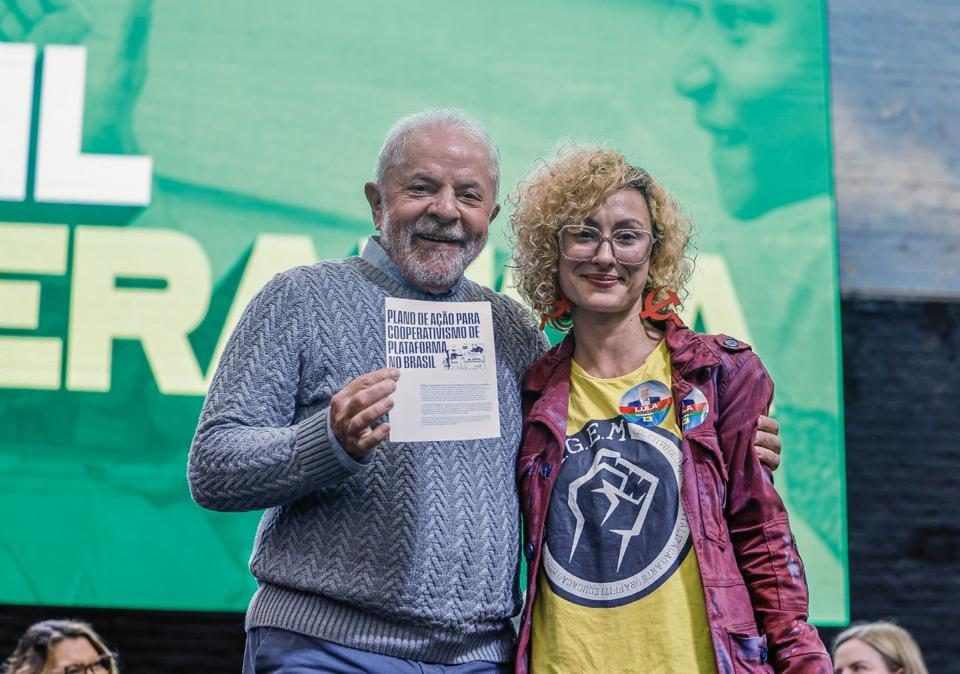 Ex-presidente Lula recebe Plano de Ação para o Cooperativismo de Plataforma